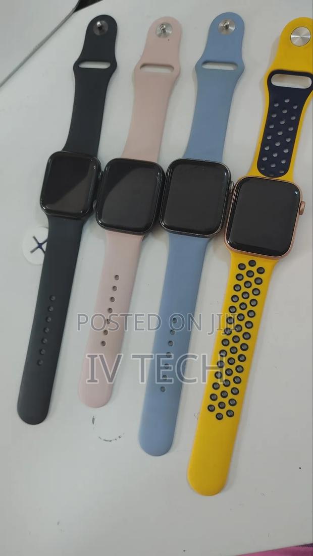 Apple Watch Se 44mm photo 3