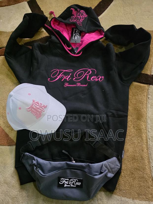 Hoodie and Cup and Waist Bag for Cool Price Original From Germany · Photo 4