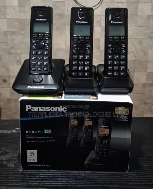 Panasonic Telephone Set - Tg2713 · Photo 2