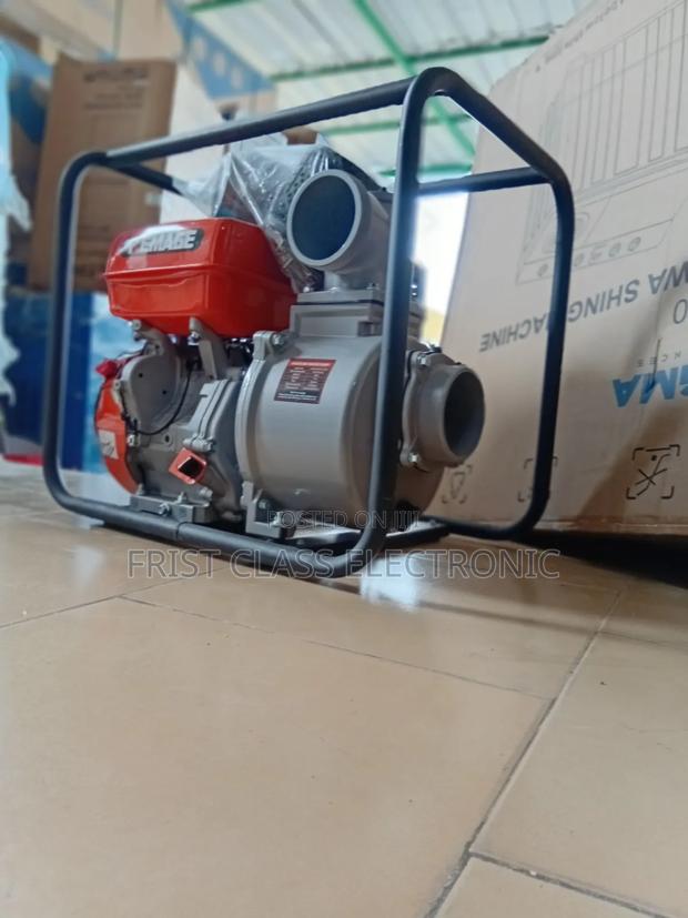 Outlet and Inlet Gasoline Waterpump Kemage 15.0hp · Photo 4