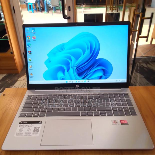 Laptop HP 8GB AMD SSD 256GB