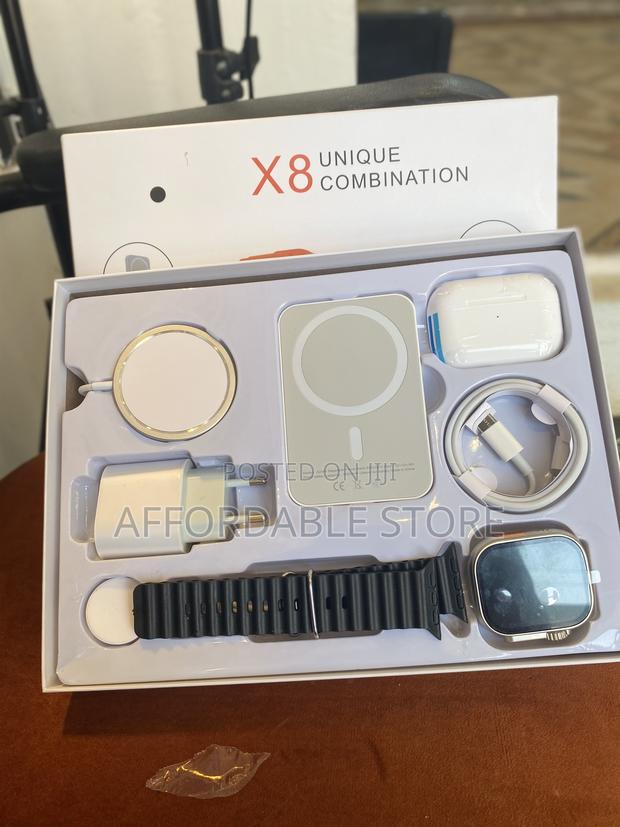 X8 Ultra Max Smart Watch ( + Wireless Charger,Airpod Pro,Original Usb · Photo 3
