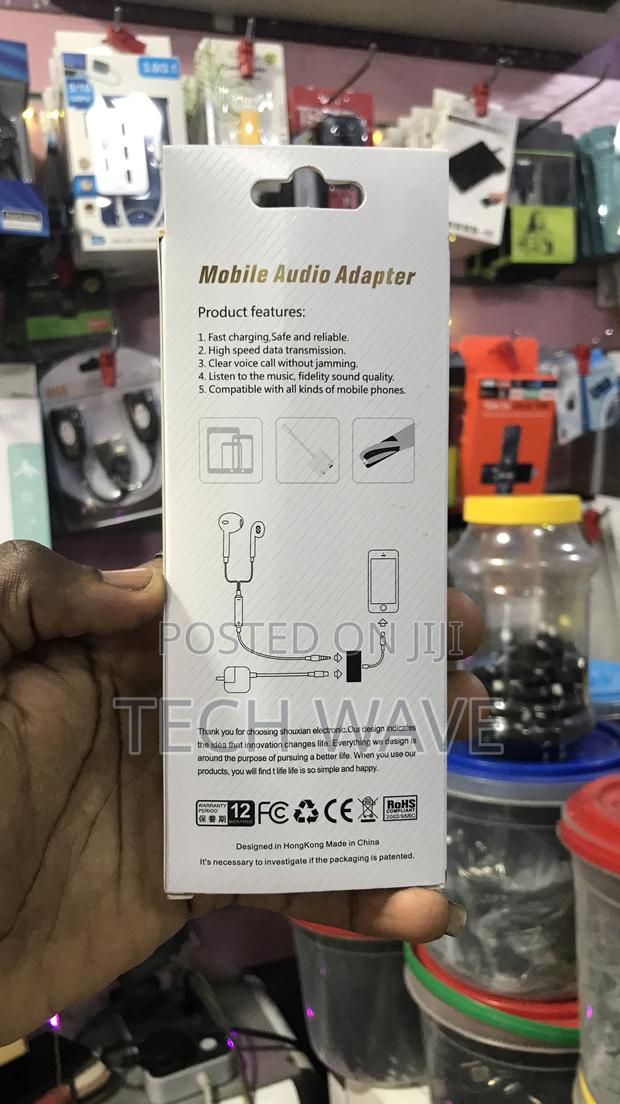 iPhone Audio Jack or Adapter photo 2