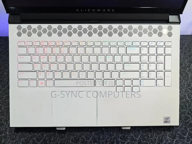Laptop Dell Alienware M17 R4 16GB Intel Core i7 SSD 1T photo 4