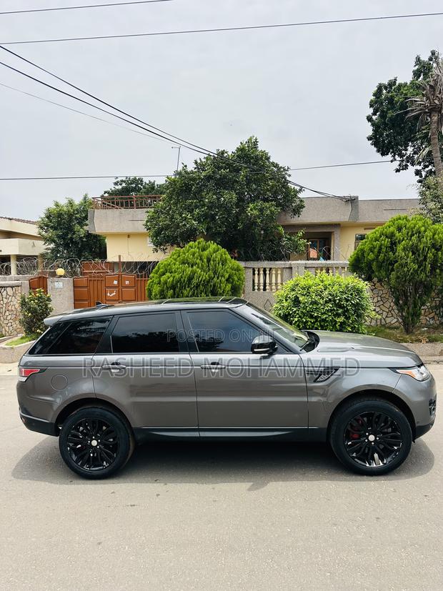 Land Rover Range Rover Sport HSE Td6 4x4 (3.0L 6cyl 8A) 2016 Gray