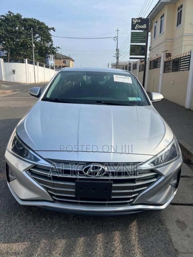 Hyundai Elantra SE 2019 Silver