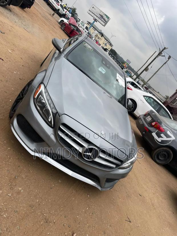 Mercedes-Benz C300 2016 Gray photo 3