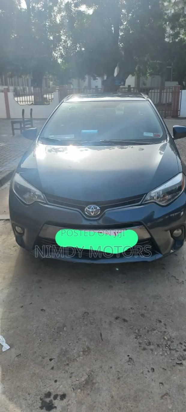 Toyota Corolla LE 4dr Sedan (1.8L 4cyl CVT) 2016 Gray
