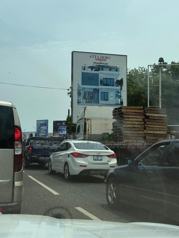 37 Roundabout 10/8 Meters · Photo 2
