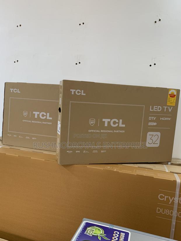 TCL 32" Led Tv: The Perfect Size for Any Room · Photo 3