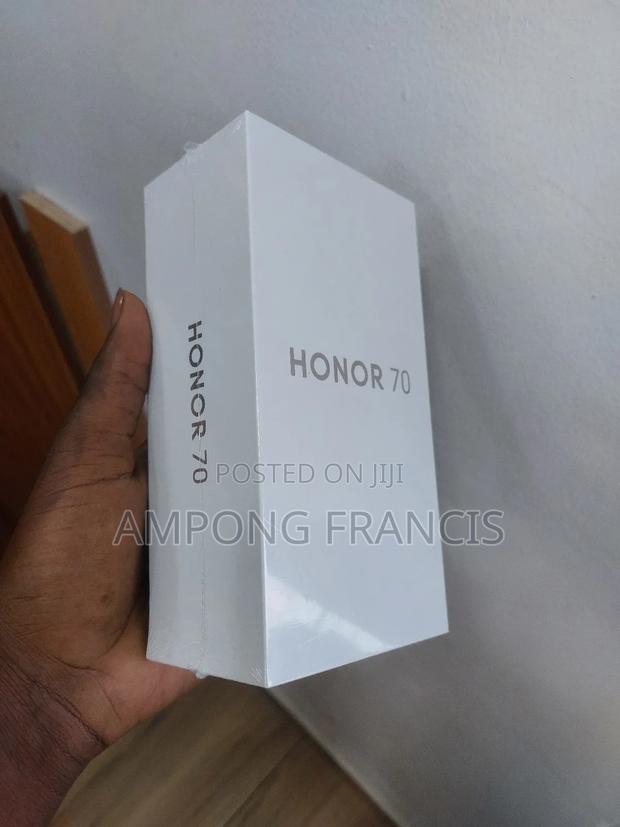 New Honor 70 256 GB Silver · Photo 2