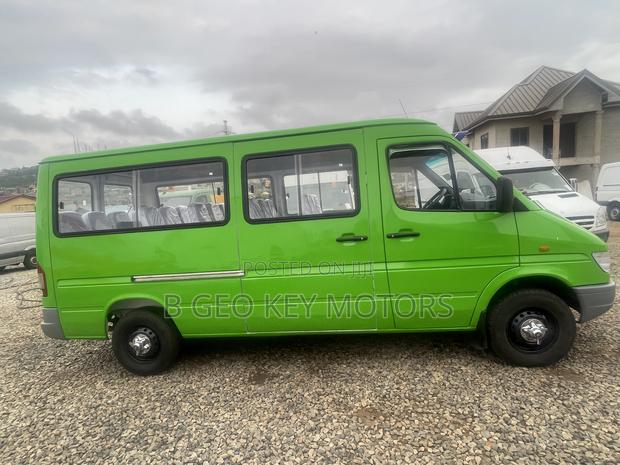 Mercedes-Benz Sprinter 1999 photo 3