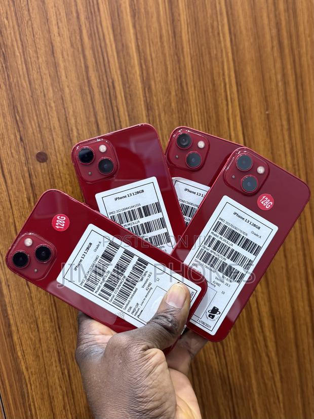 Apple iPhone 13 128 GB Red