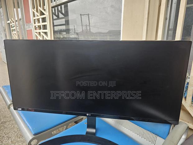 Lg 34 Inches Monitor · Photo 4
