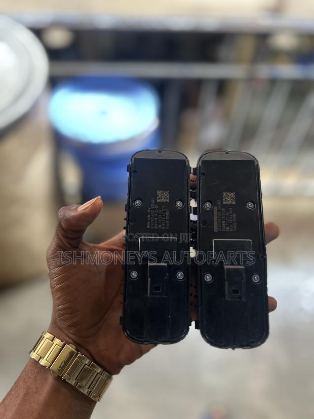G Wagon Power Window Switch photo 3