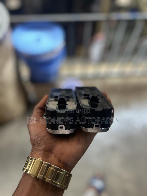 G Wagon Power Window Switch photo 4