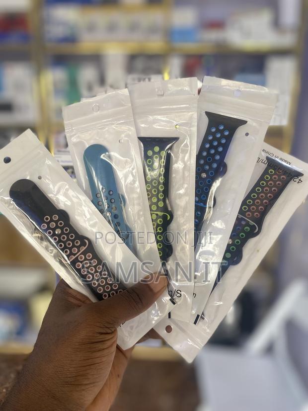 Dotted Apple Watch Straps photo 2