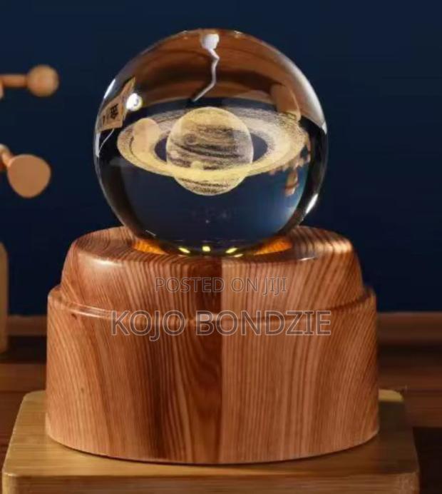 Crystal Ball Night Light (New Edition) photo 2