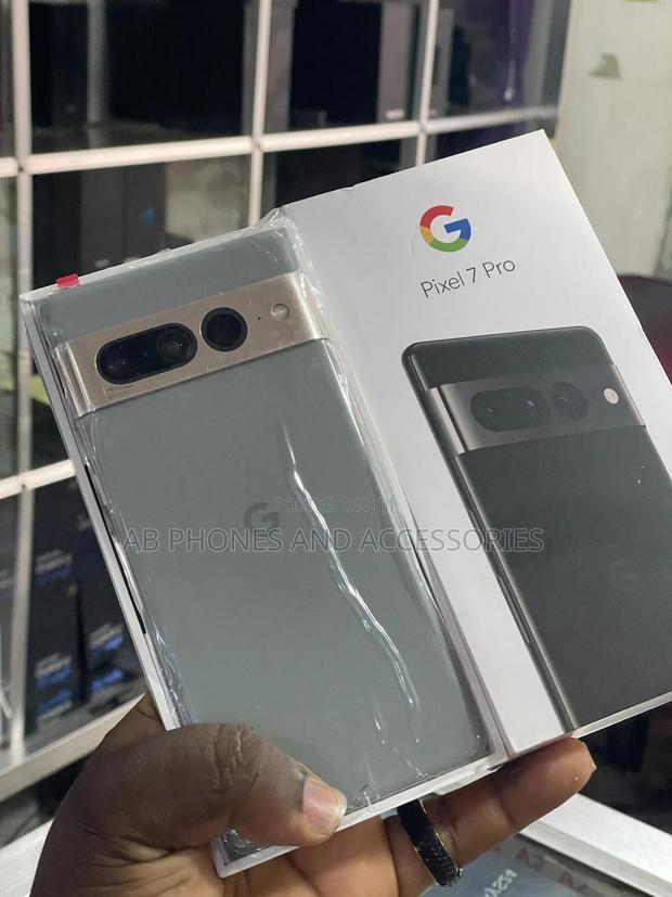 New Google Pixel 7 Pro 128 GB Gray · Photo 3