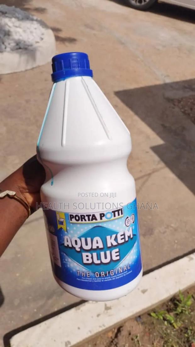 Portable Toilet Chemicals Aqua Kem Blue and Pink photo 3