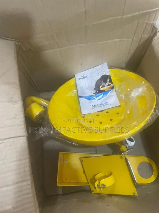 Quality Wall Mounted Eye Wash Station (Vaultex) · Photo 2