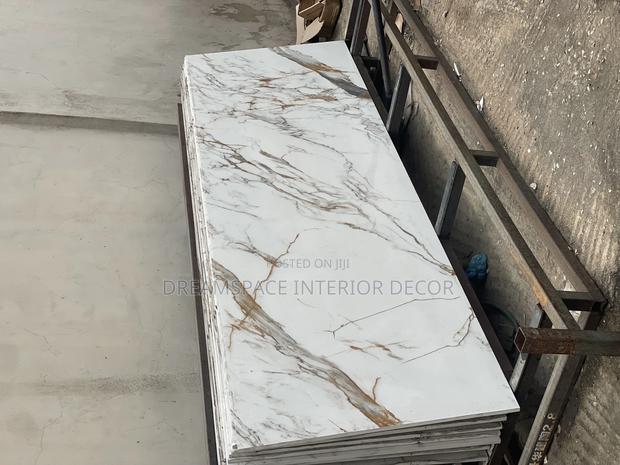 Modernized Countertops With Sintered Stone photo 2