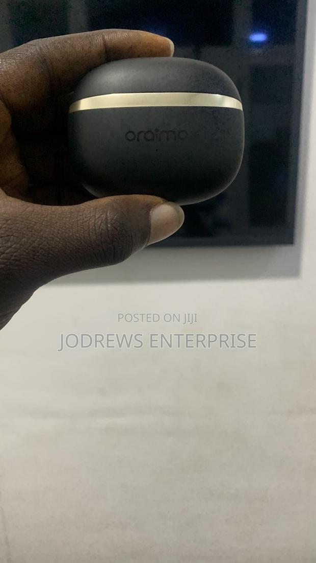 Oraimo Opensnap Clip-on True Wireless Headphones photo 4