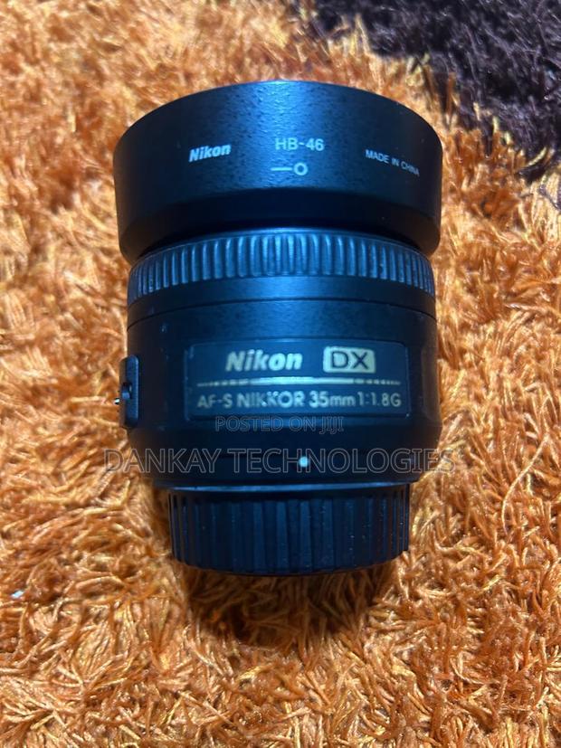Nikon Af-S Dx Nikkor 35mm F/1.8g Lens · Photo 4