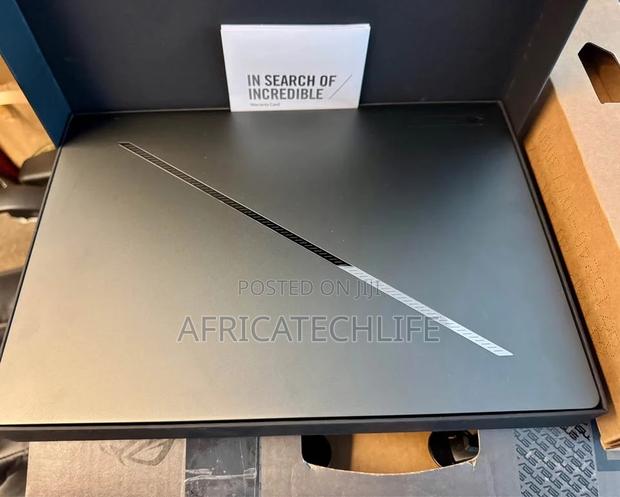 New Laptop Asus ROG Zephyrus G16 32GB Intel Core i9 SSD 2T · Photo 3