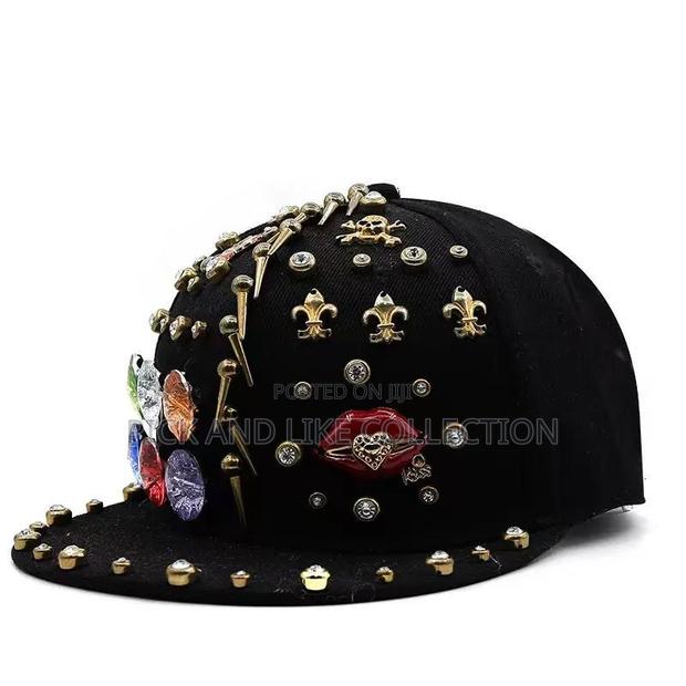 Blinks Caps photo 2