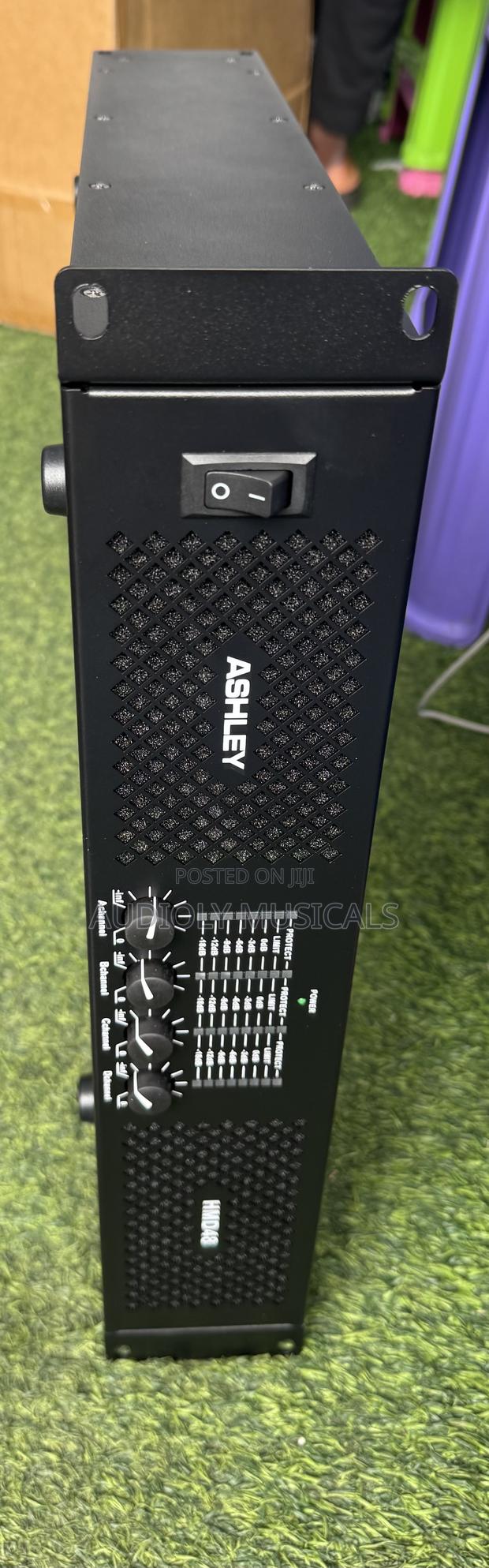 Ashly 4in1 Mid Amplifier · Photo 3