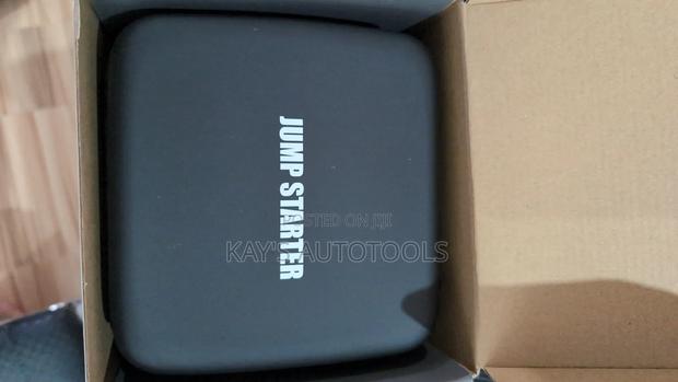 High Quality Heavy Duty Jump Starter With Led Display and Tire Pump photo 3