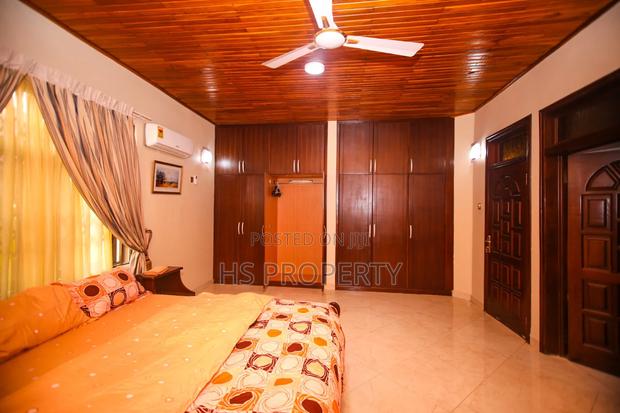 Furnished 5bdrm House in Adjiriganor for rent photo 5
