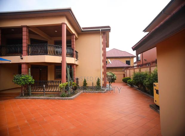 Furnished 5bdrm House in Adjiriganor for rent photo 2