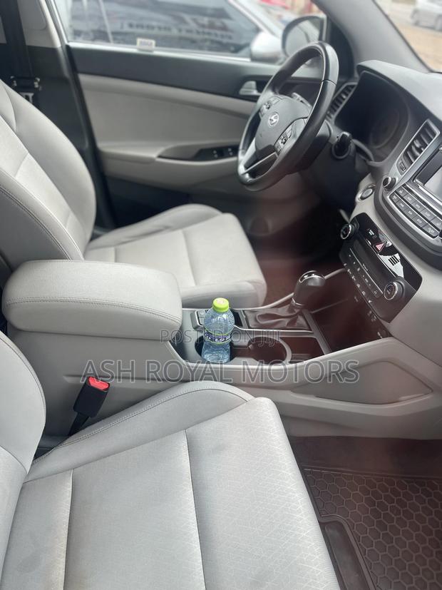 Hyundai Tucson Limited AWD 2017 Silver