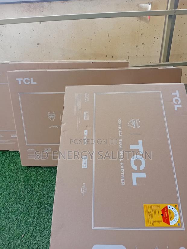 Official TCL 32inches Smart Ecstatic Tv · Photo 3