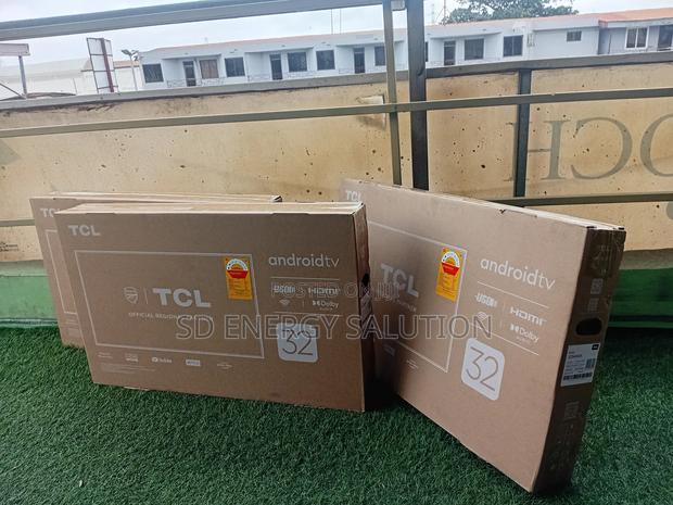 Official TCL 32inches Smart Ecstatic Tv · Photo 4