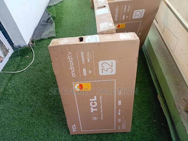Gracious TCL Goofy 32inches Smart Tv · Photo 4