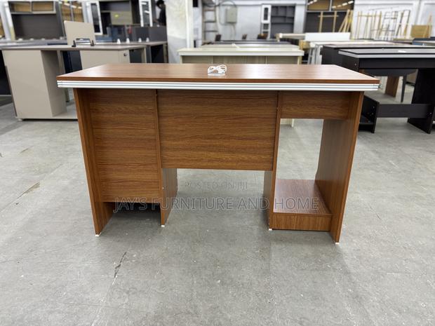Office Table(1.2m) photo 2
