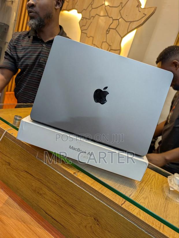 New Laptop Apple MacBook Air 2022 M2 8GB Apple M2 SSD 256GB photo 3