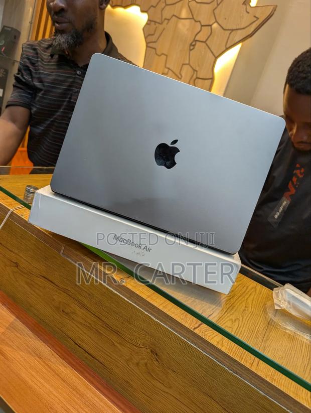 New Laptop Apple MacBook Air 2022 M2 8GB Apple M2 SSD 256GB photo 6