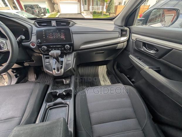 Honda CR-V 2018 Gray photo 4