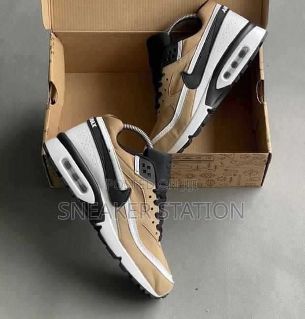 Nike Air Max Bw Og Available · Photo 3