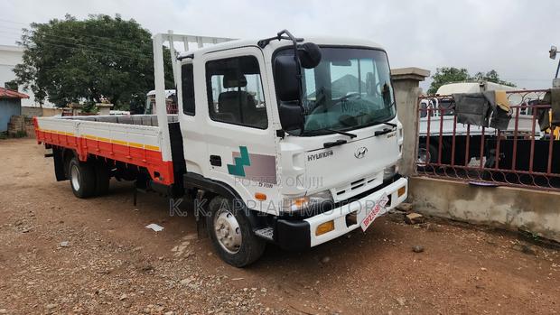 Hyundia 5ton Truck