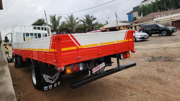 Hyundia 5ton Truck photo 6