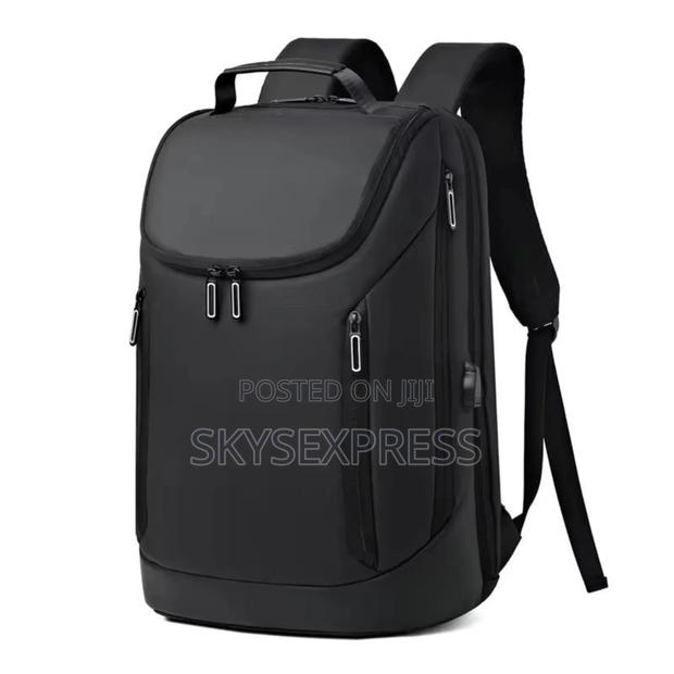 Nylon Executive Briefcase Laptop Backpack · Photo 4