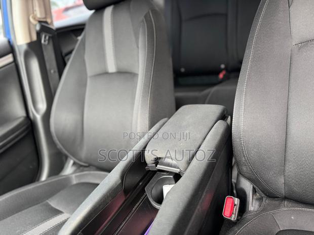 Honda Civic 2017 Blue photo 7