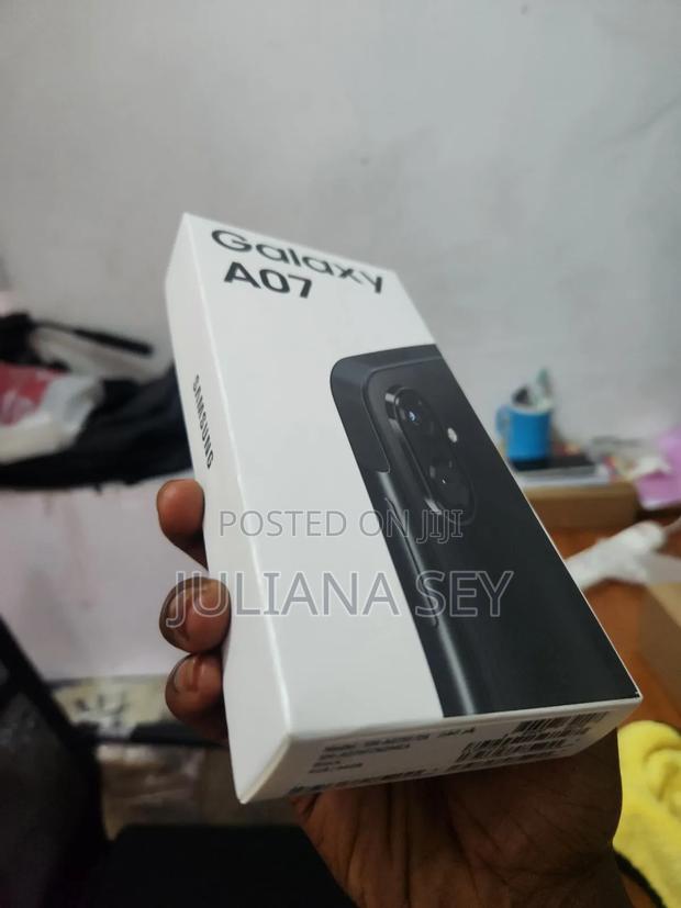 New Samsung Galaxy A07 4G 128 GB Black photo 2