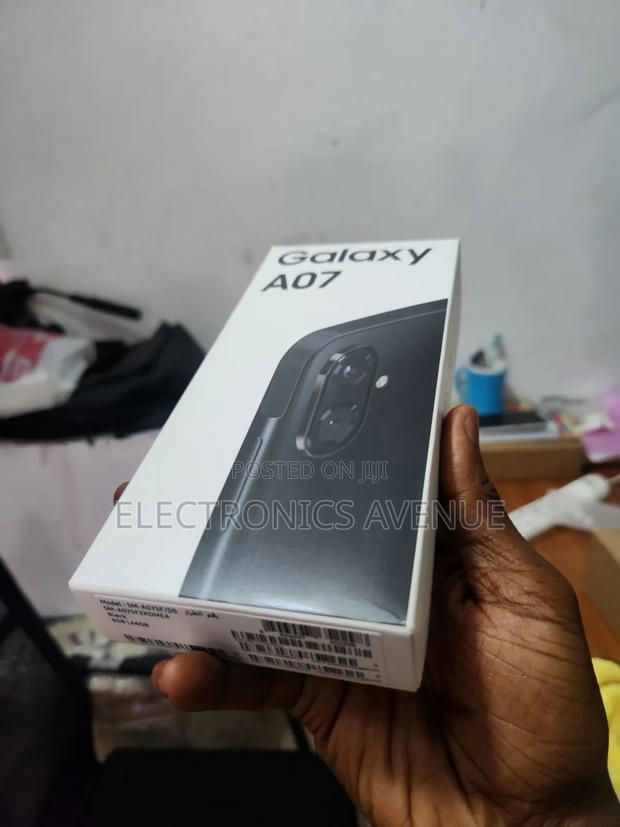 New Samsung Galaxy A07 4G 64 GB Black
