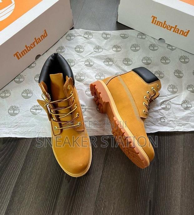 Authentic Timberland Boot · Photo 4